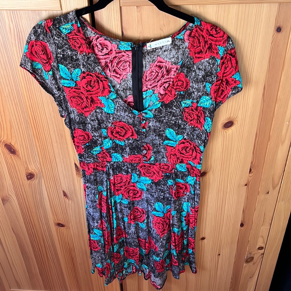 Rusty minidress/tunic, size 8 (fits like a small)